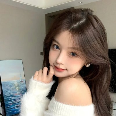 储物柜女孩